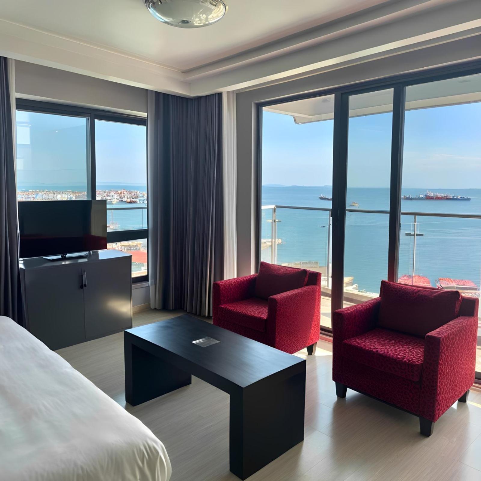 Simge Sultan's Otel