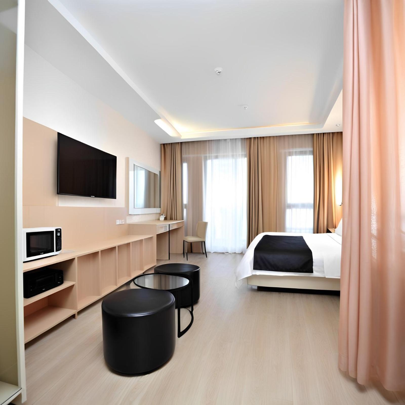 Simge Sultan's Otel